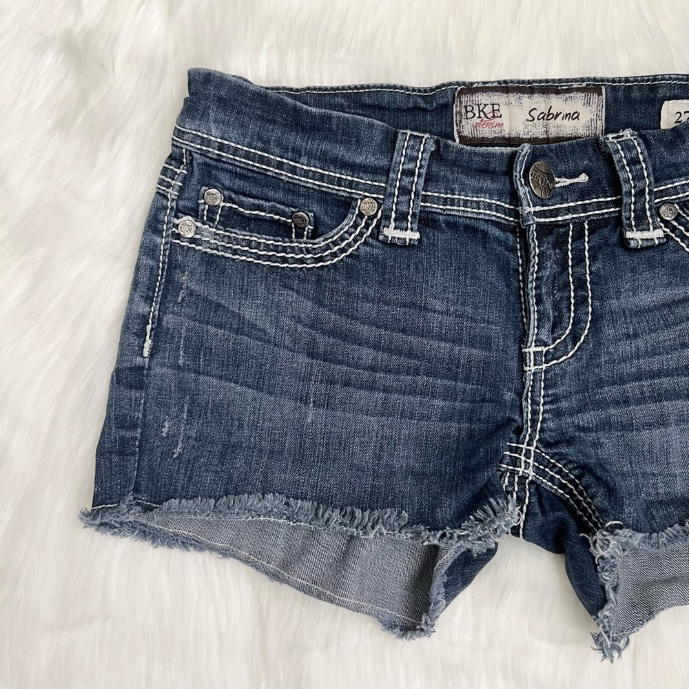 BKE Denim Sabrina Low Rise Denim Shorts with White Embroidered Details - Picture 2 of 5